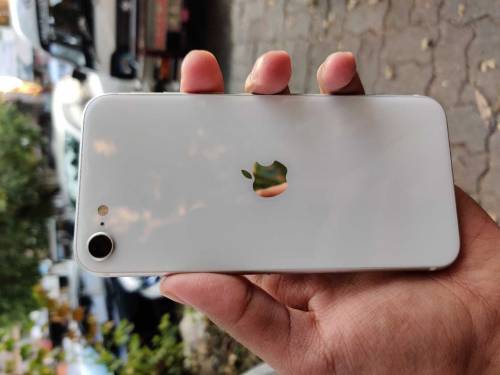 iphone Se 2020 non pta jv white and black