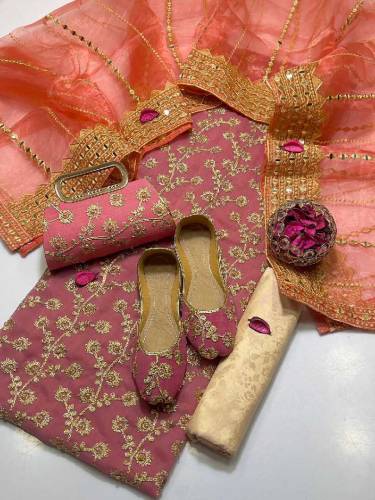 dress with free shoe n clutch