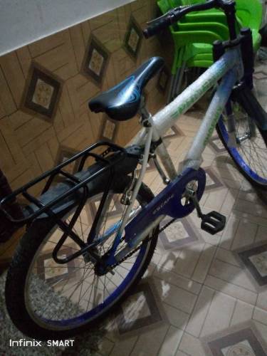 escape phoenix htc seller by olx parces the castmers