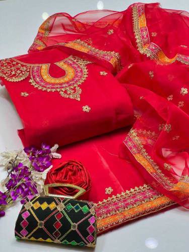 woman unstitch embroidered drss 