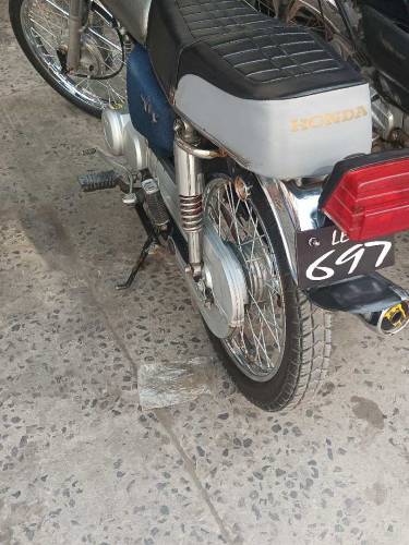 urgent sale biomatric available hai bike me kxi kisam ka koi Kam nhi