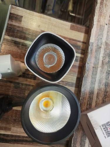 Track lights (spotlights)