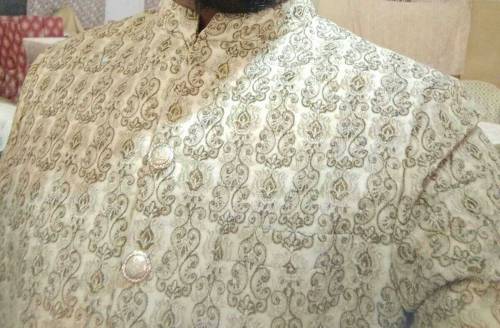 Sherwani 3 pcs only 1 time used. very good condition only Rs 15,000