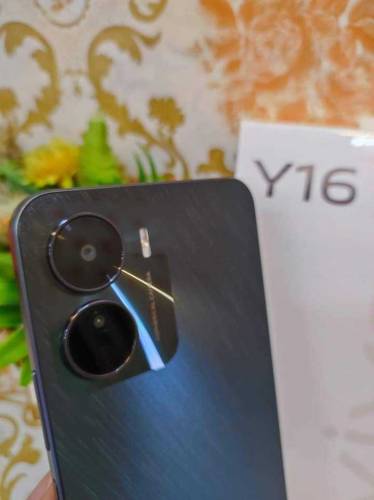vivo y 16 New box open side of 03305839861