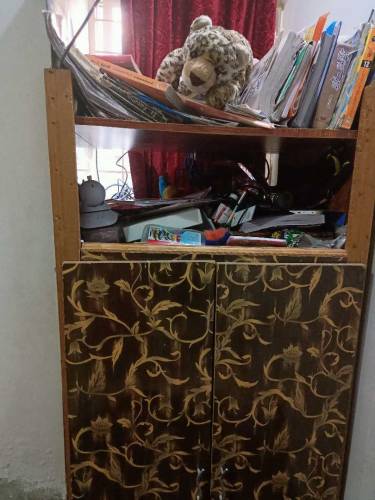 bed and kids wardrob