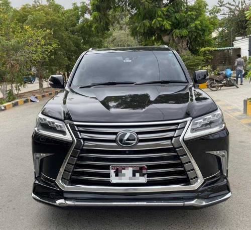 LEXUS 570 2015 REG 2020 FOR SALE IN KARACHI 