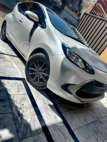 Toyota Aqua G 