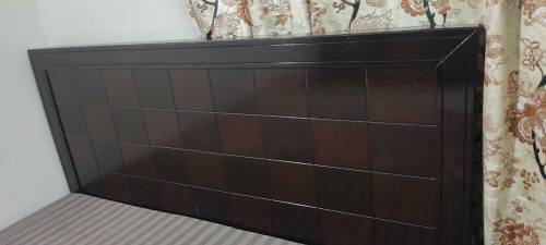 King Size Bed in excellent condition for sale