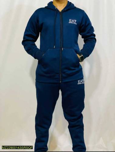 *Sale*🔥Offer 3000 Wala 2700Men's 4 Colours TrackSuit.Limited Time Offe