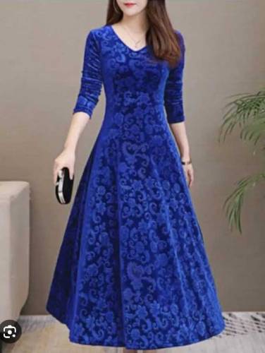 Beautiful velvet unstitched clothes you can make this beautiful Maxey
