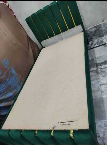 mall order pe tiyar Kiya jata ha