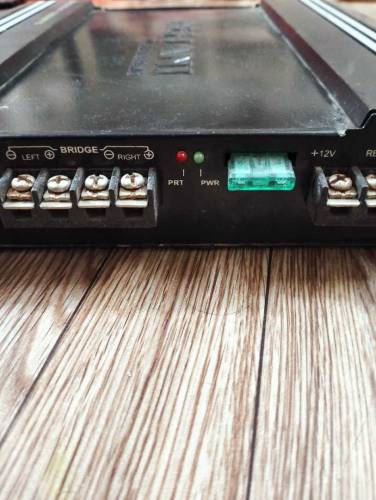 Channel MOSFET amplifier 
