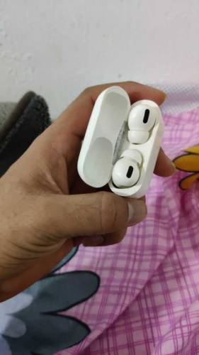 airpods pro 