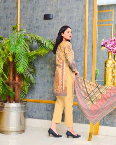  3 Pcs Women's Unstitched  Dhanak Printed Suit