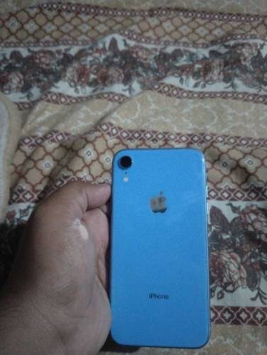 iphone XR jv non pta 64 gb water park