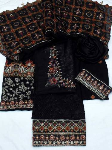 *LUXURY WEDDING & PARTY WEAR**BRAND* BAROQUE… EC 04    