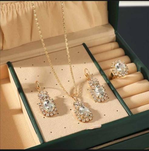 GIRLS STYLISH JEWELRY SET 