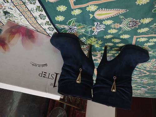 women shoes