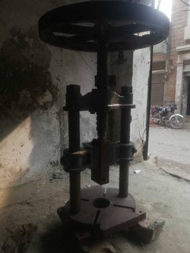 power press for sale and all kind of machinery available