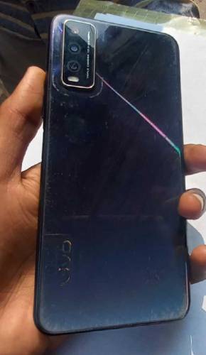 Vivo y20 
