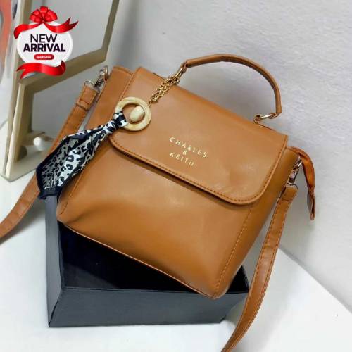 🎀 Charles & Keith Cross Body Bag 🎀✨  
