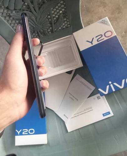 vivo y20 4/64 urgent sale