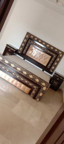 King size double bed 