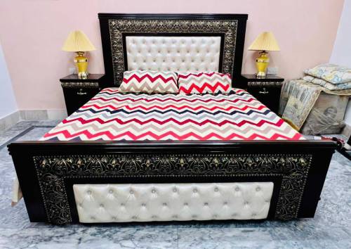 King size double bed 