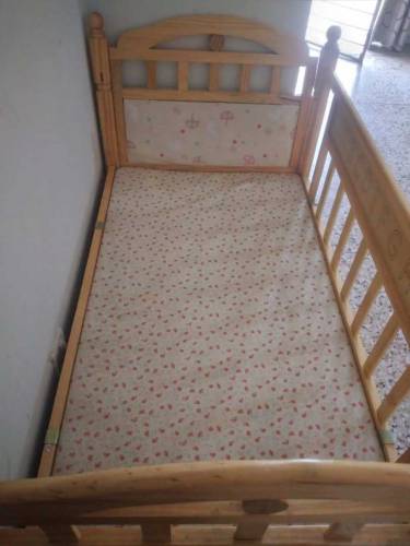 baby cot or bed....