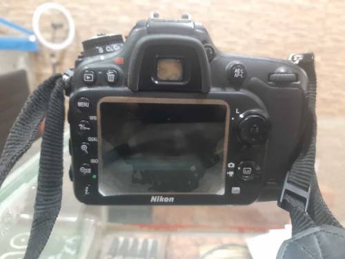 D7100   shutter:- 58000