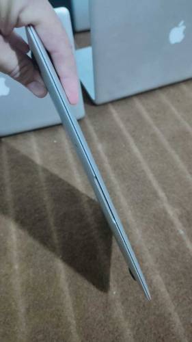 Apple MacBook air mid 2013