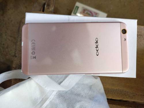 oppo f1s 4/64 GB 