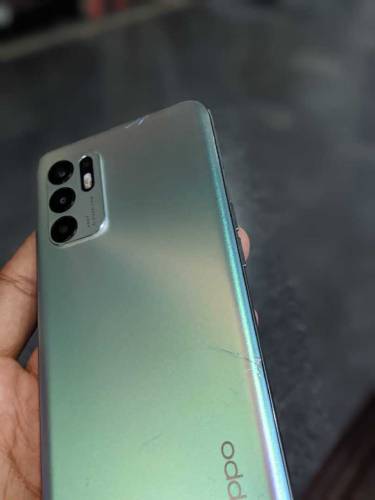 OPPO RENO 6