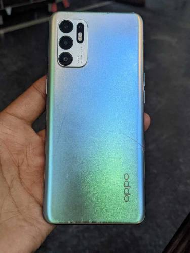 OPPO RENO 6