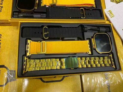 G9 ULTRA PRO FENDIOR AMERICAN SERIES 8 SMART WATCH GOLD EDITION.