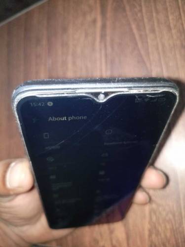 aquas r2 ram 4gb memory 64gb used like new