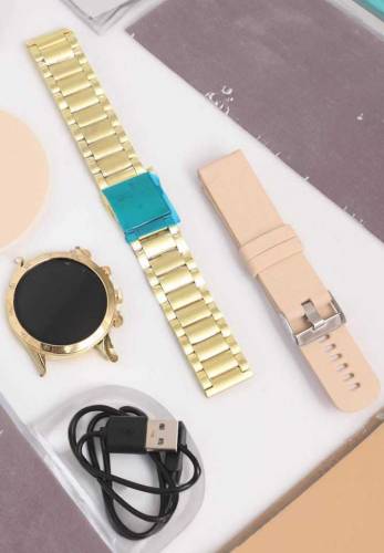 Name: Smart Watch Gen 6Color: GoldenBluetooth Version: V 5.0Screen Siz