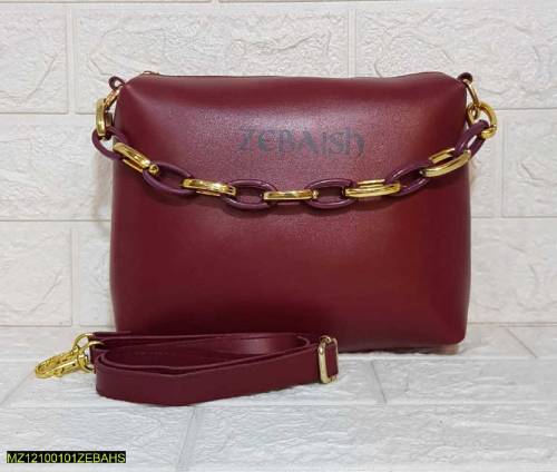 Zebaish Chunky Chain Hand Bag