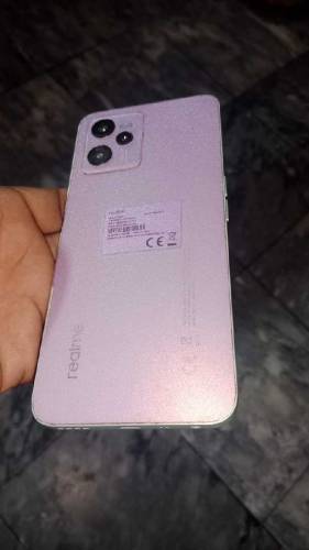 realme c35