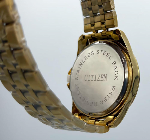 •  Material: Stainless Steel•  Product Type: Watch•  Watch Case Shape: