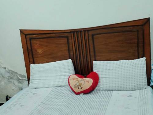 Wooden bed 