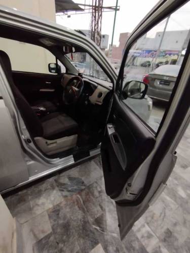 Suzuki WAGONE R good condition 