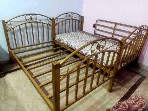 solid iron beds