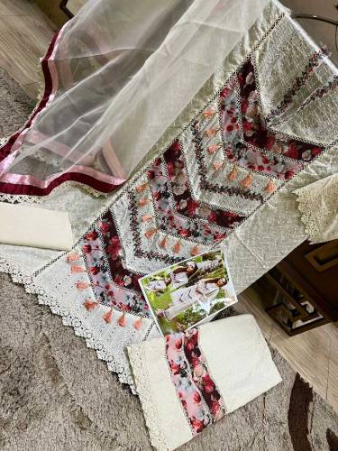 FARIDA HASSAN SHIRT LAWN
DUPATTA Organza
TROUSER COTTON Heavy Embroide