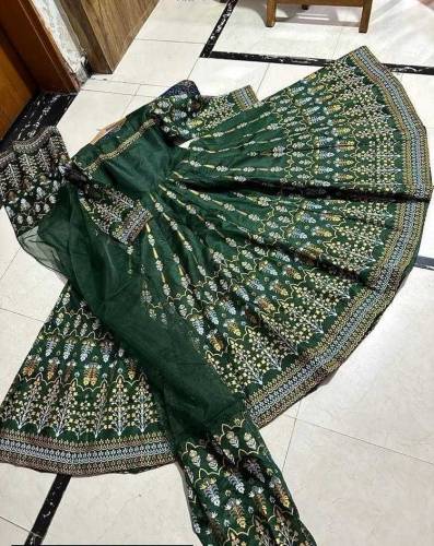 3 Pca women stiched fancy suit