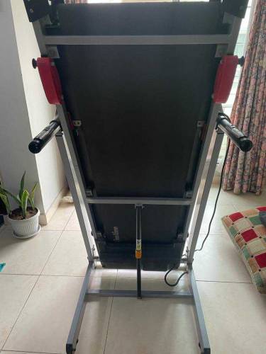 Treadmill For Sale.