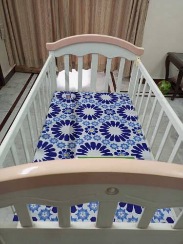 Baby cot