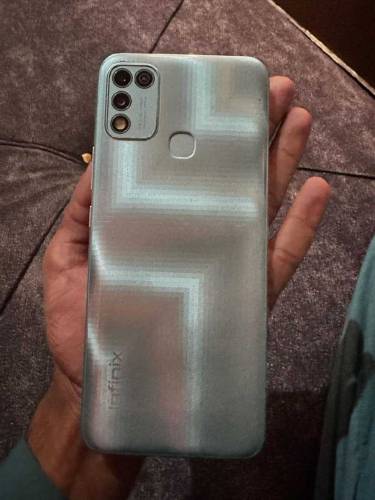 Infinix Hot 11 Play