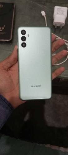 samsung galaxy m13