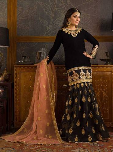 AIZA KHAN PARTY WEAR WINTER SUIT